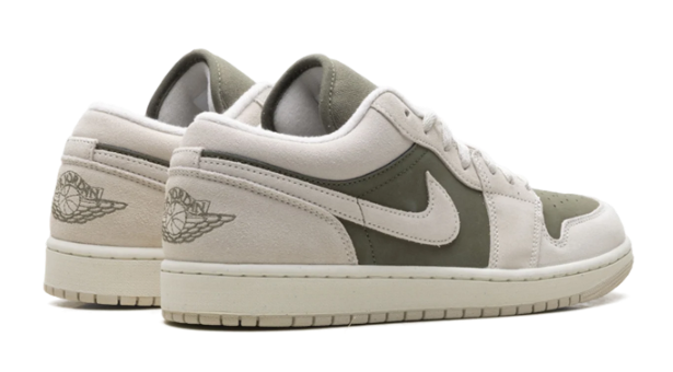 Air Jordan 1 Low SE Medium Olive / Sail / Black HV4089-201