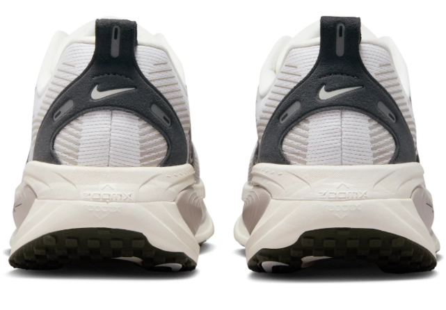 Nike Vomero 18 'Run Pack Summit White' Running Shoes (IB5726-100)
