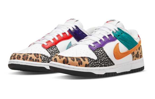 Women’s Nike Dunk Low SE “Safari Mix” Sneakers - White / Blue (DN3866-100)