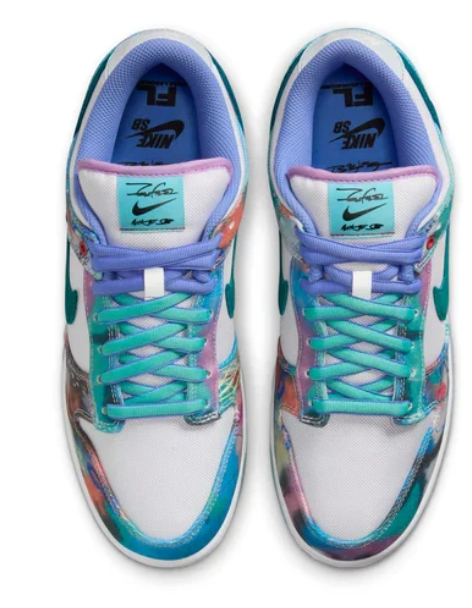 Nike SB Dunk Low x Futura Laboratories “Bleached Aqua” | HF6061-400